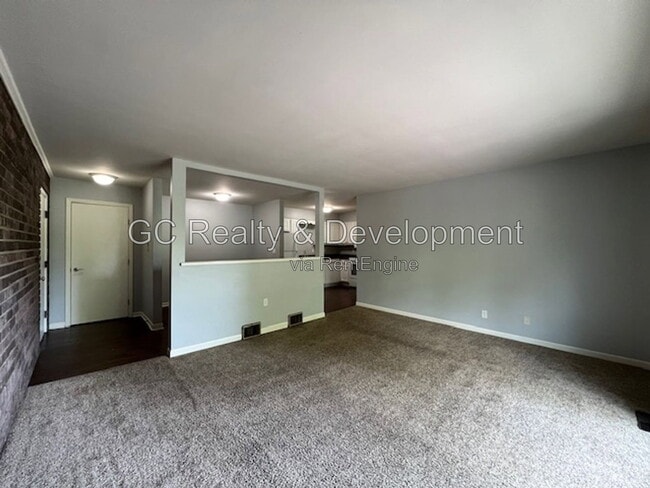 Photo - 12 Simpson St Unit D