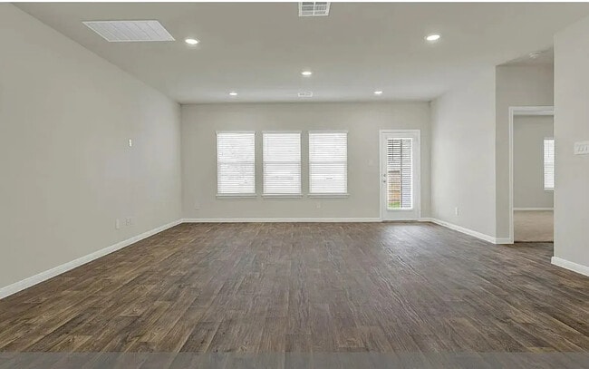 Photo - Room in House on Bethpage Dr