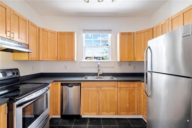 Photo - 1364 Constance St