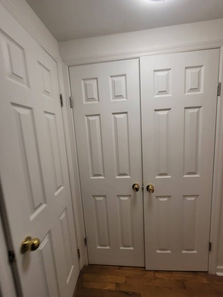 Photo - 43-20 48th St