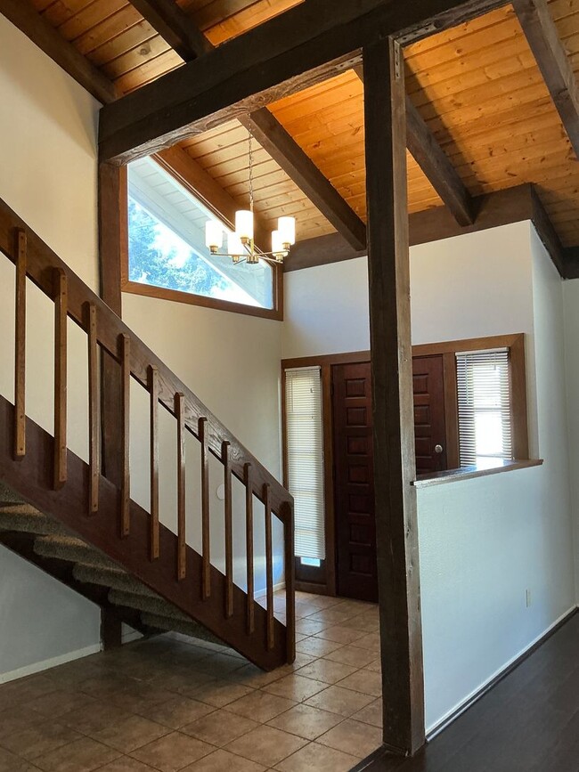 Photo - Grand (404) / E. Culver Ave (228) Unidad Culver (228)