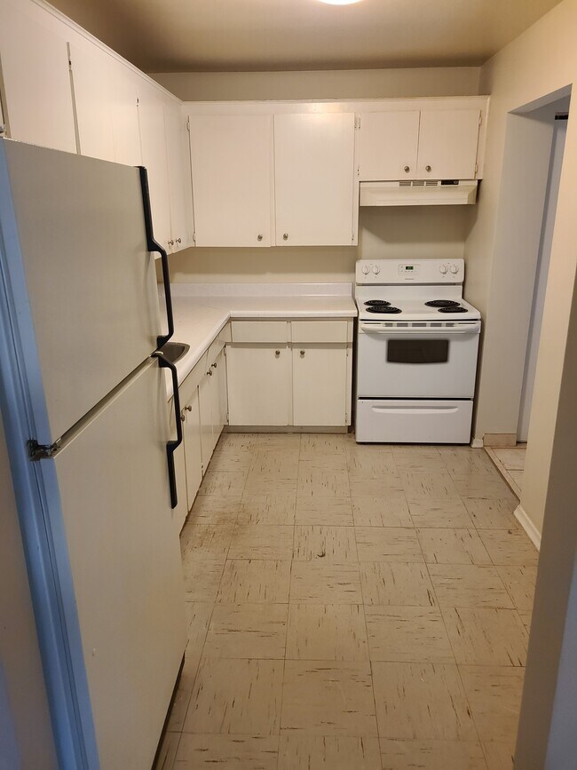 Photo - 1 Bedroom | 1 Bathroom | Available August 1 Unit 205