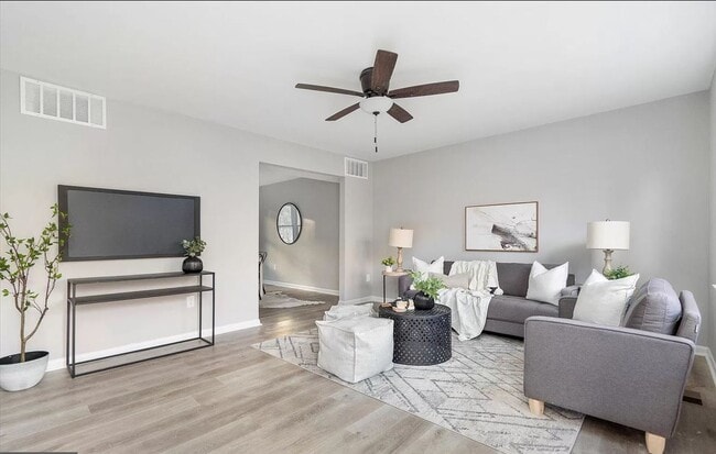 Photo - 9234 Woodcreek Ct