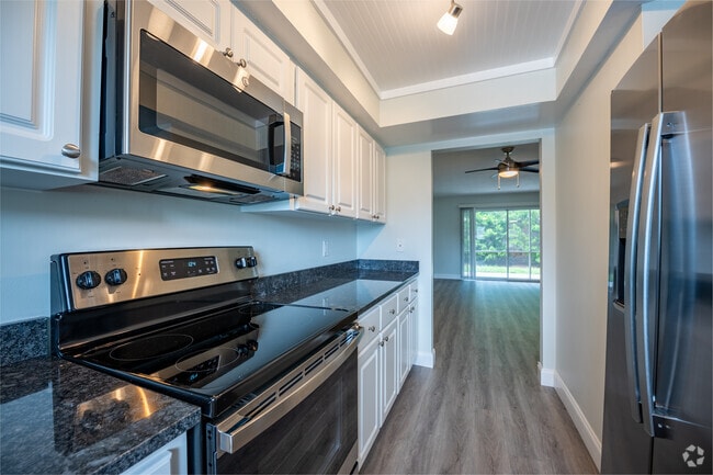 2BR, 2BA - 1,050SF - Kitchen - The Addison Apartments