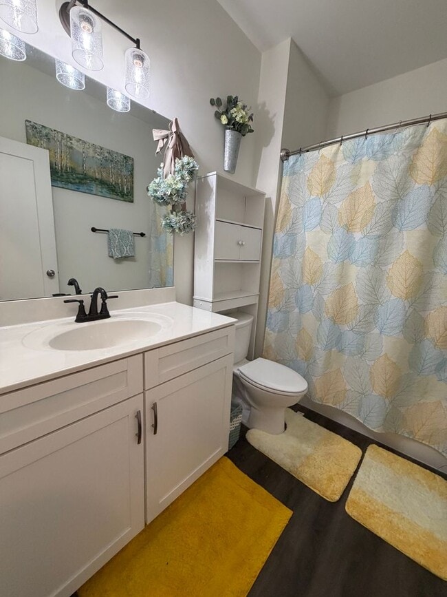 Photo - 1204 Yeats Ct