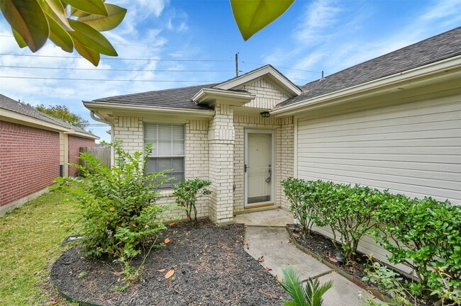 Building Photo - 12411 Westwold Dr