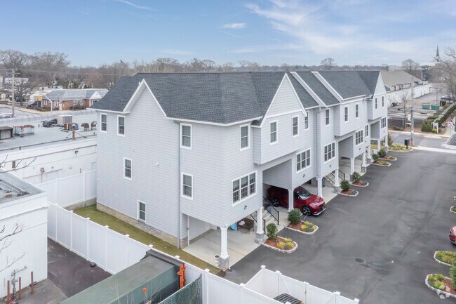 Fairfield Townhouse at Valley Stream