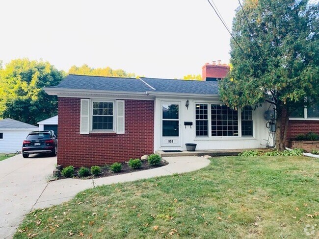 Building Photo - 953-955 Drexel Dr. NE Unit 953 Rental