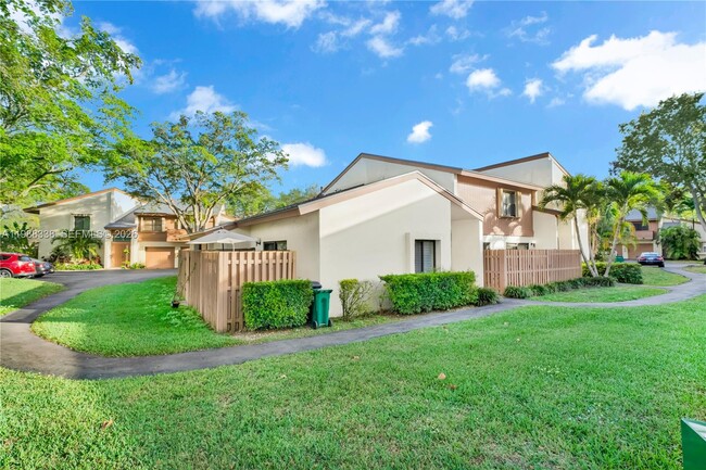 Photo - 10909 SW 113th Pl Unit 68A