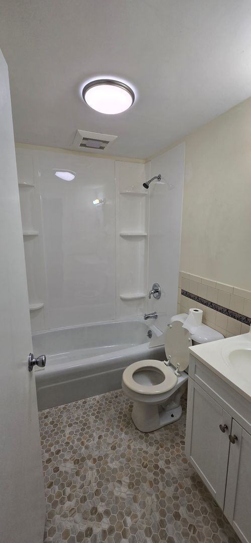 Photo - 5-7 Ronda Lane Unidad 7 Ronda Lane