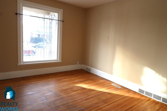 Photo - 926 S 14th St Unit #1