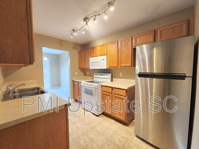 Photo - 65 Greensboro Ct