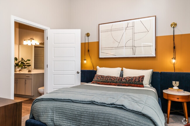 1BR,1BA - Calypso