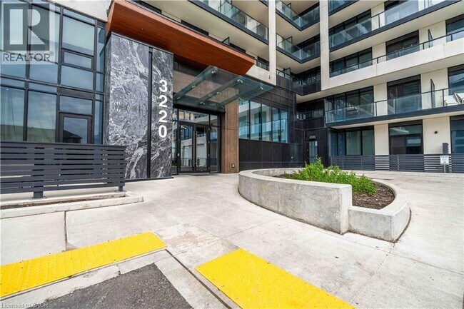 Photo - 3220 William Coltson Ave Unit 918