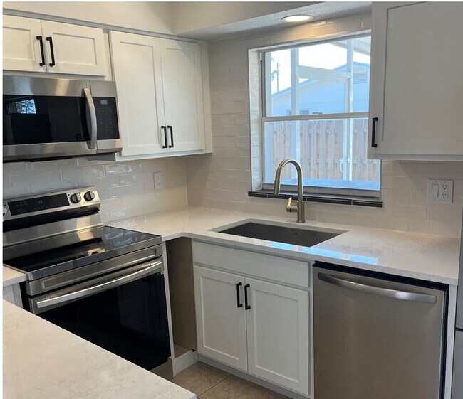 Photo - Lost in Paradise USA LLC