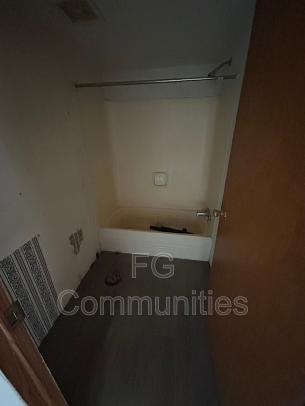 Photo - 1754 Zion Rd