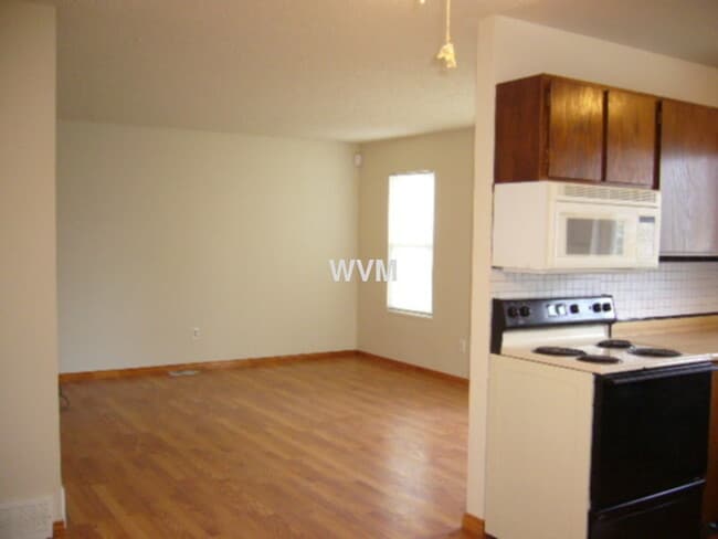 Photo - Aurora East Ranch