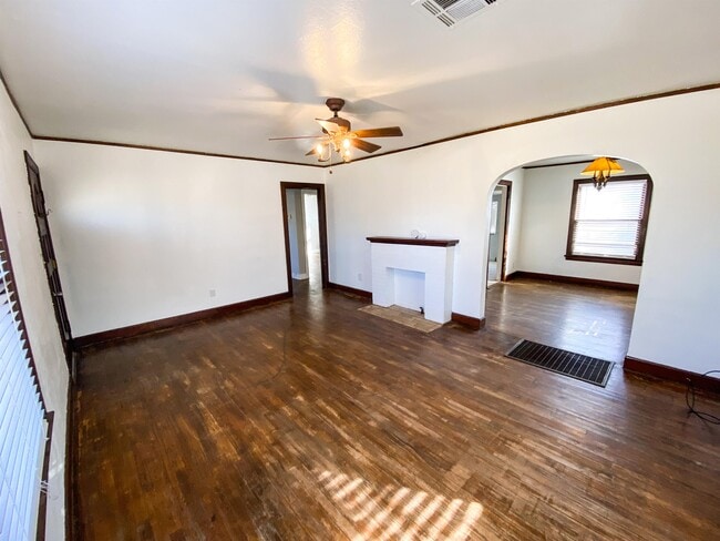 Photo - 1631 W Cherokee Ave