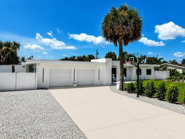 Photo - 123 Miami Ave