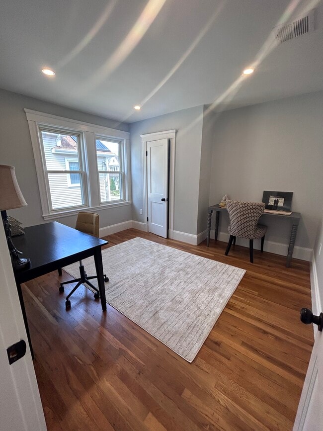 Photo - 111 Sharon St Unit 1