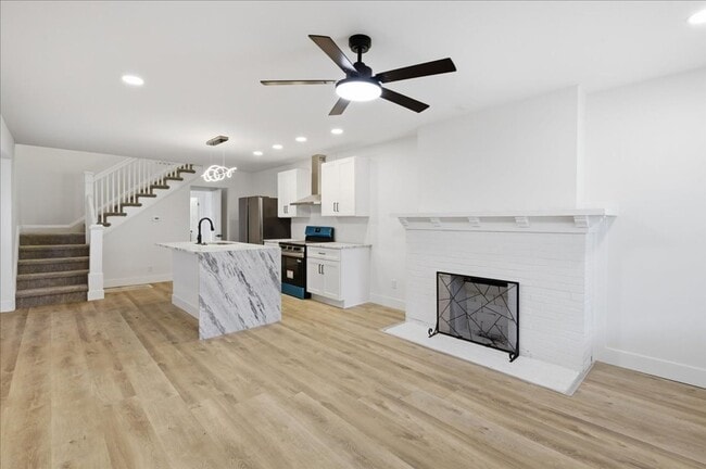 Photo - 1036 N Parker Ave