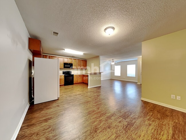 Photo - 110 Tyron Rd