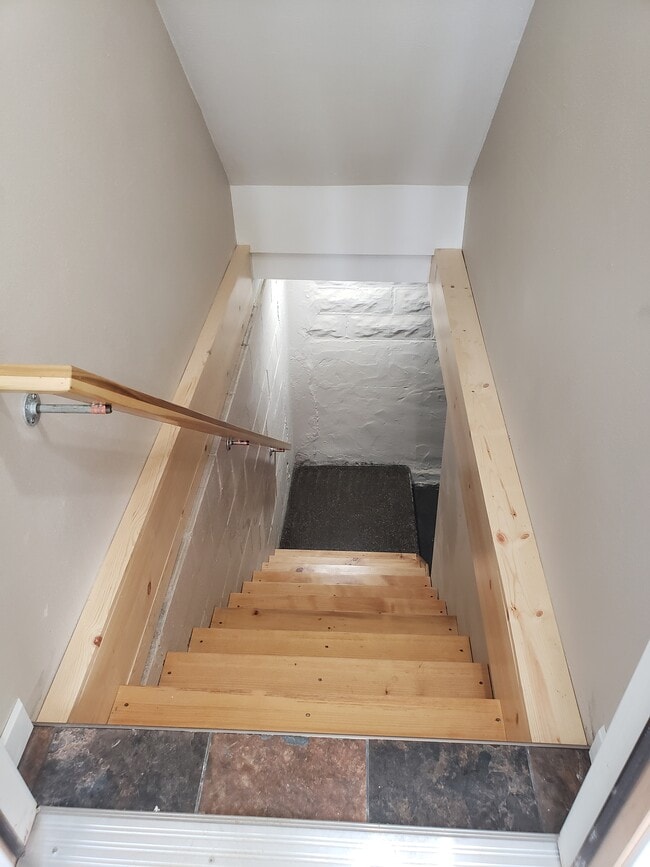 Photo - 1429 10th St N