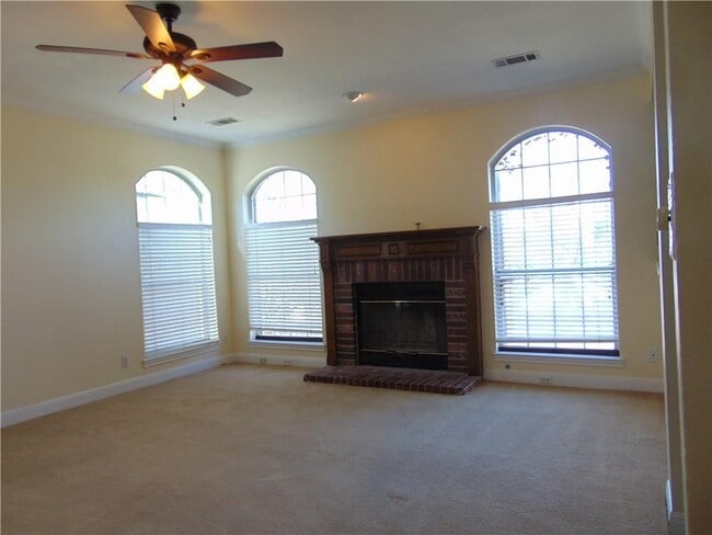 Photo - 5806 Cedar Cliff Dr