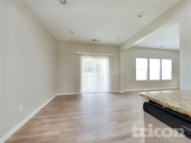 Photo - 6909 Barefoot Forest Dr