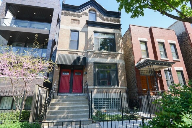 Building Photo - 949 N Winchester Ave Unit 3C