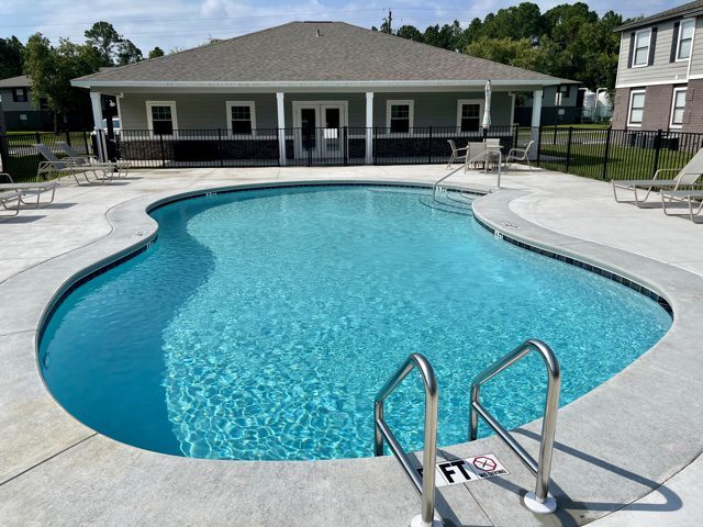 Salt Water Pool - Villas West Apartments