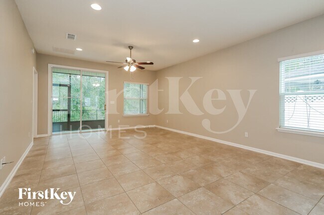 Photo - 644 Drysdale Dr