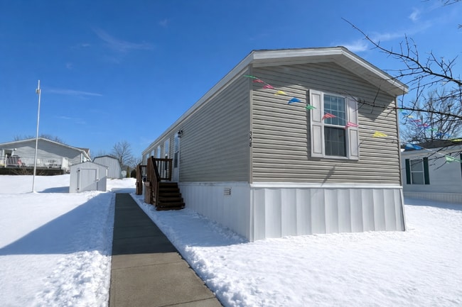 Photo - 358 Parker Lake Dr