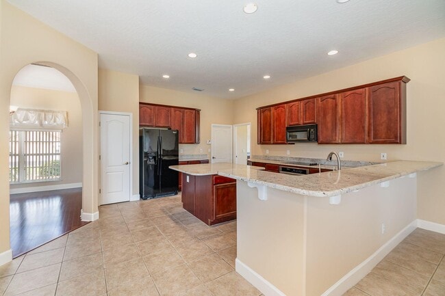 Photo - 611 Oceanside Blvd