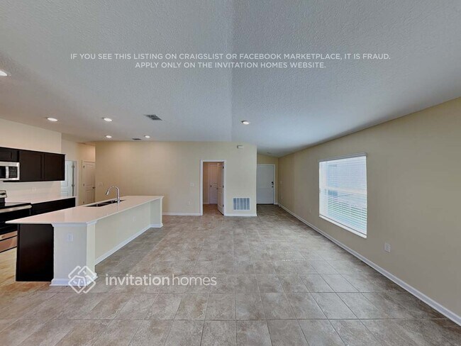 Photo - 4430 Holstein St