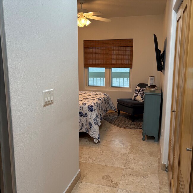 Photo - 9420 Seawall Blvd Unit 605
