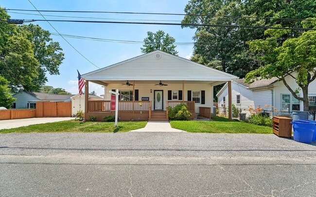 Building Photo - 1306 Third Rd Unit 1306 third rd Rental