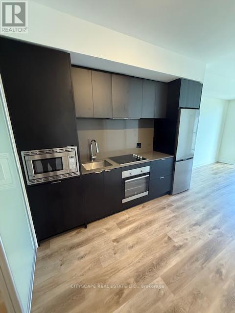 Photo - 86 Dundas St E Unit 611