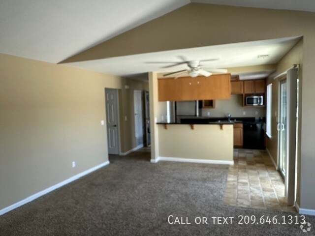 Building Photo - 3901 Dale Rd Unit G Rental