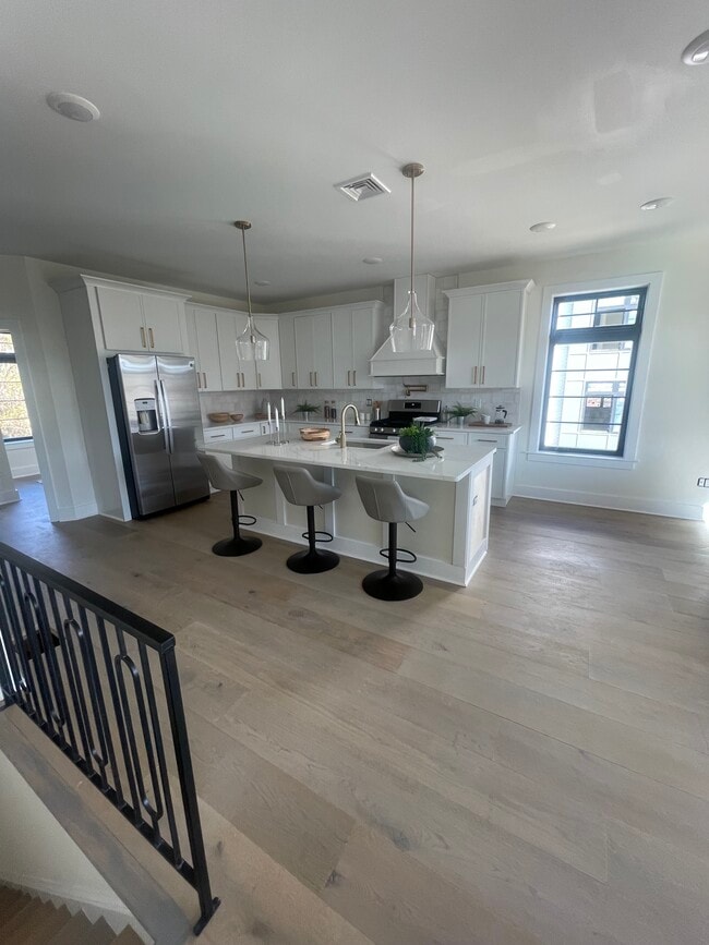 Photo - 7519 Ridge Ave