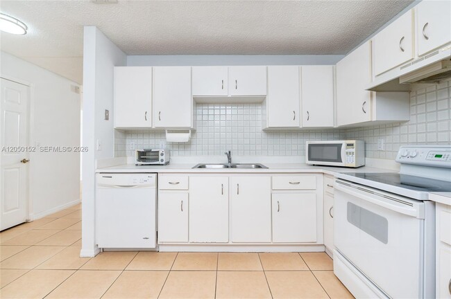 Photo - 3877 NW 122nd Terrace Unit 1-L
