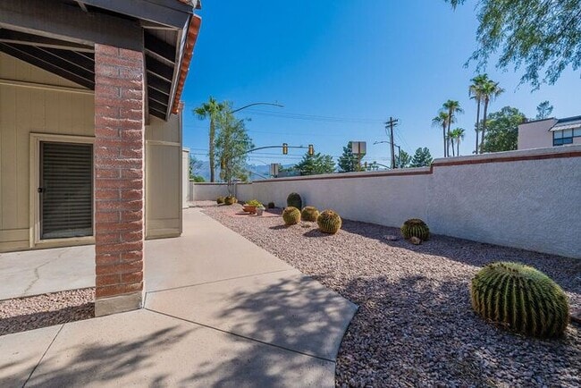Photo - Move-In Ready 2-Bed Tucson Home with Natur...