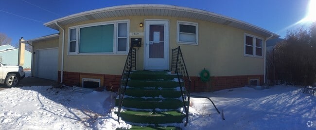 Building Photo - 1359 N 7th St Rental