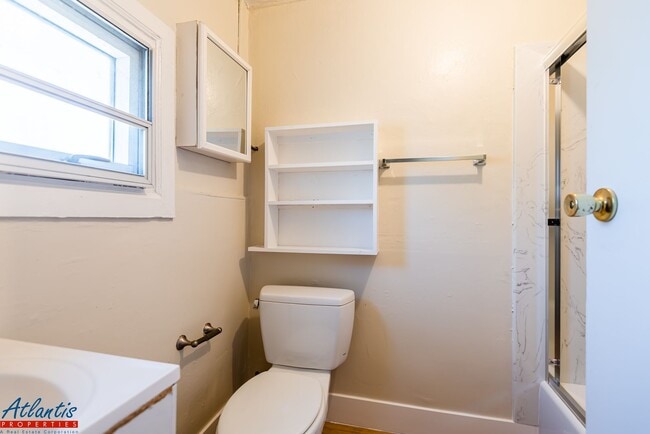 Photo - State St Unit #B