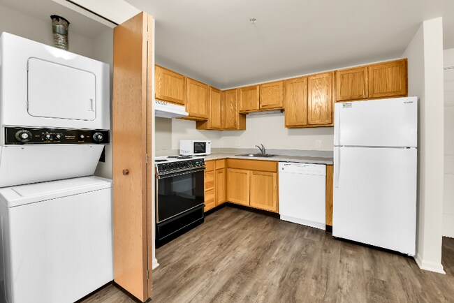Photo - 14030 Lakeside Blvd N Apartment Unit C225