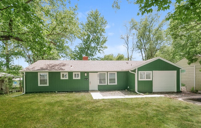 Building Photo - 7713 E 110th St Rental