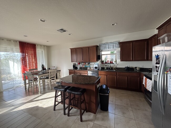 Photo - 687 Petal Mist Ln