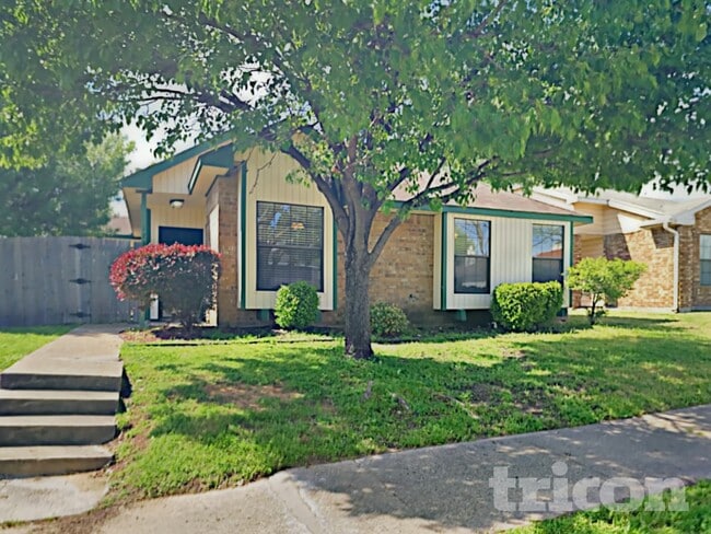 Photo - 1734 Windmill Ln