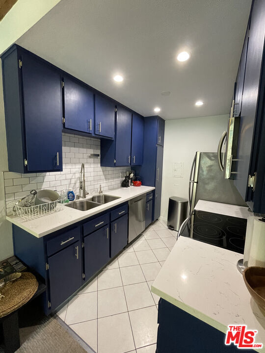 Photo - 5460 White Oak Ave Unit C334