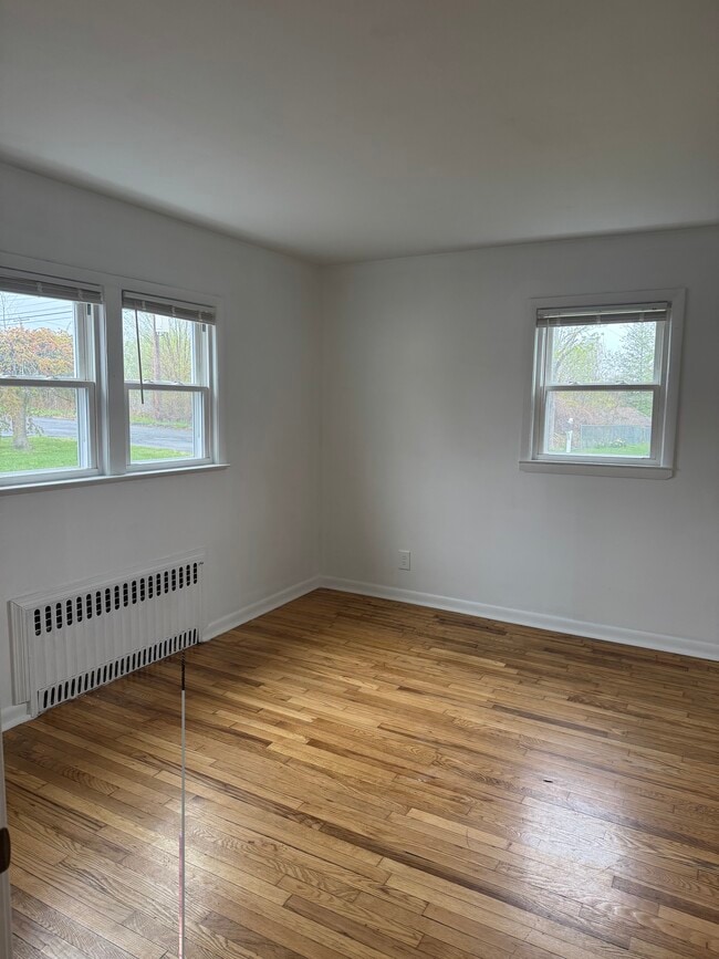 Photo - 7 Mona Ave Unit 7